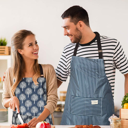 SATINIOR 3 Pieces Adjustable Bib Apron with Pockets Women Waterproof Cooking Aprons Men Chef Adults Baking Cleaning...